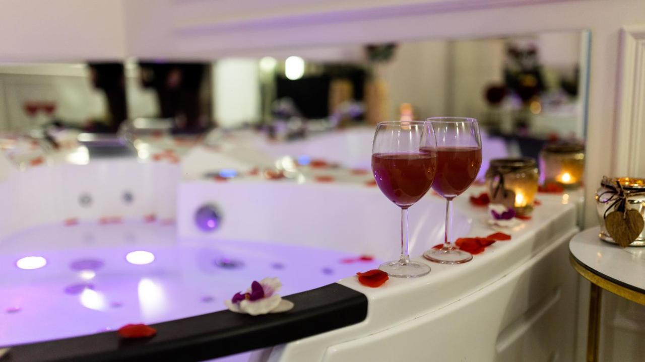 Vistula Boulevards Jacuzzi Apartment Cracovie Extérieur photo
