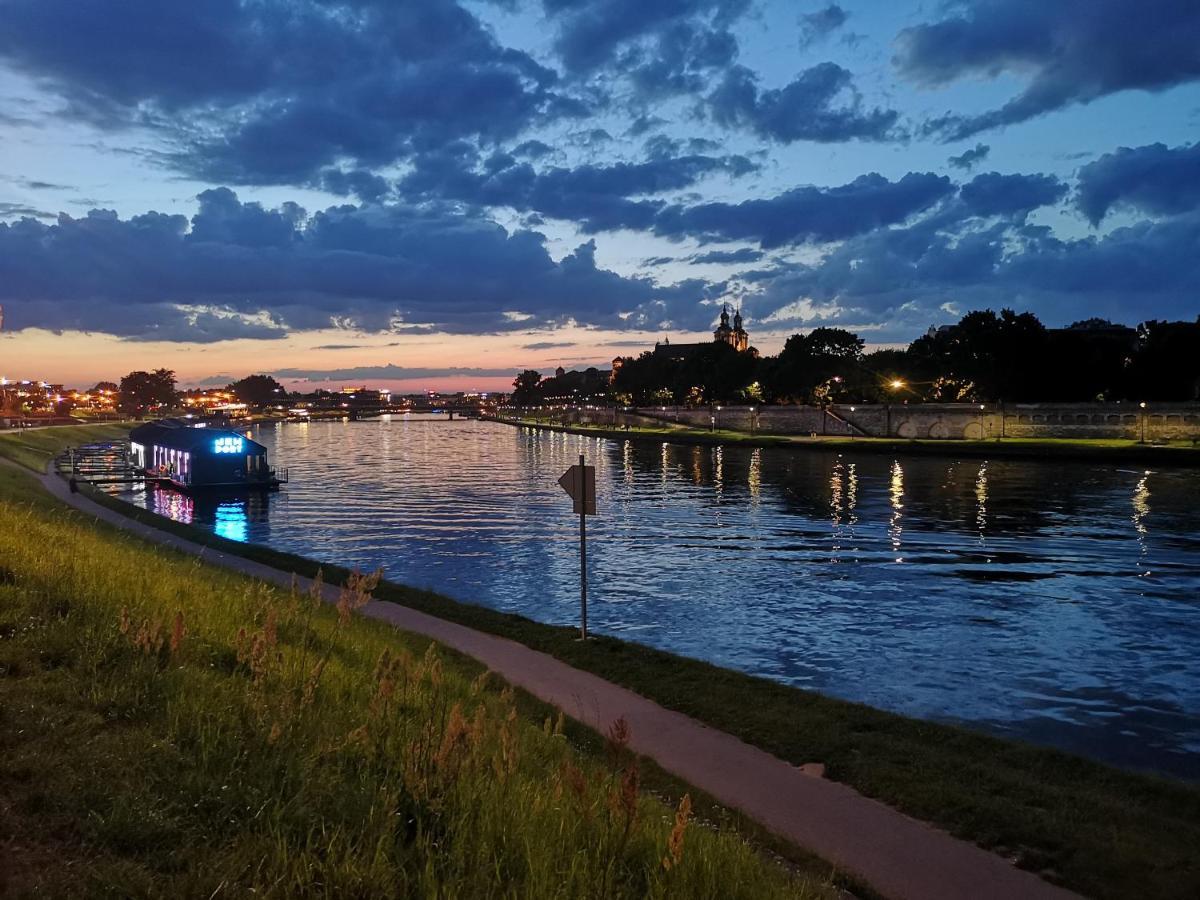 Vistula Boulevards Jacuzzi Apartment Cracovie Extérieur photo